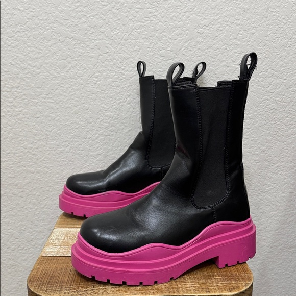 Azalea Wang Ghosted Flatform Chelsea Boots - Picture 5 of 7